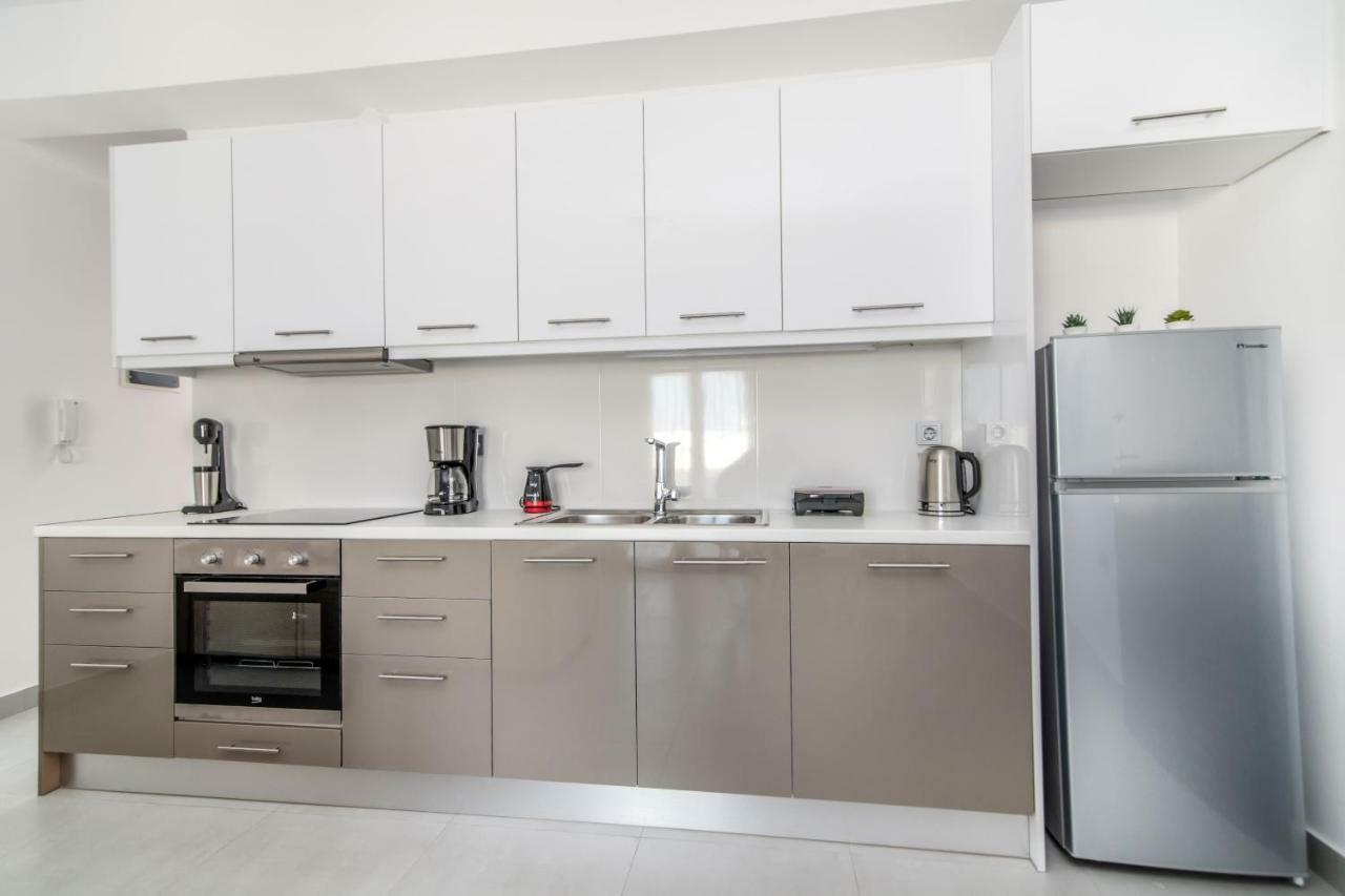 Lux 'N Comfort Apartments Tínos Eksteriør bilde