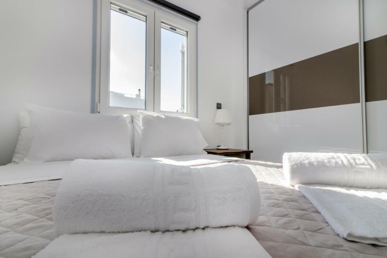 Lux 'N Comfort Apartments Tínos Eksteriør bilde