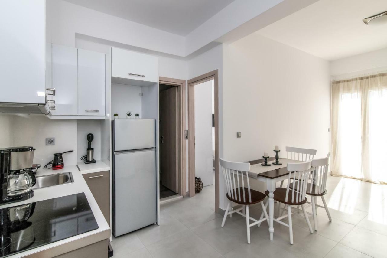 Lux 'N Comfort Apartments Tínos Eksteriør bilde